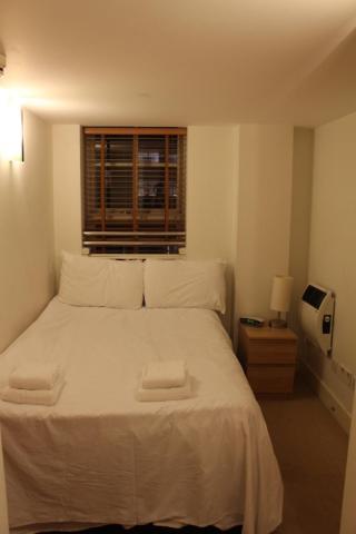 Central 2-Bed, 2-Bath Sanctuary Near Holborn Station, Covent Garden & West End Londen Buitenkant foto