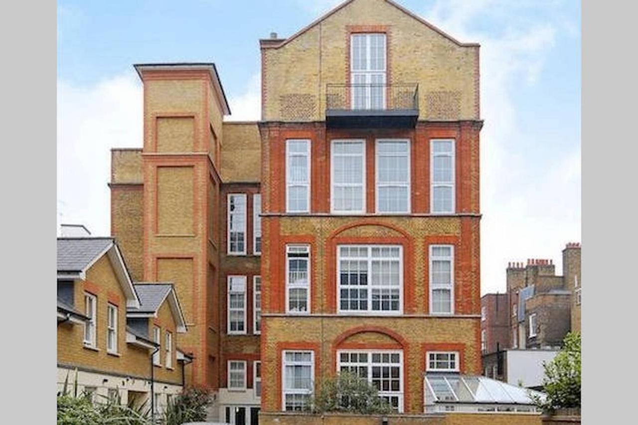 Central 2-Bed, 2-Bath Sanctuary Near Holborn Station, Covent Garden & West End Londen Buitenkant foto